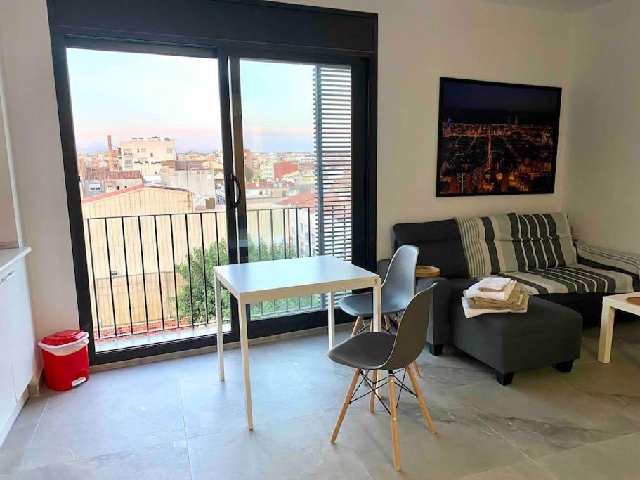 Modern Loft In Terrassa Apartment Exterior photo